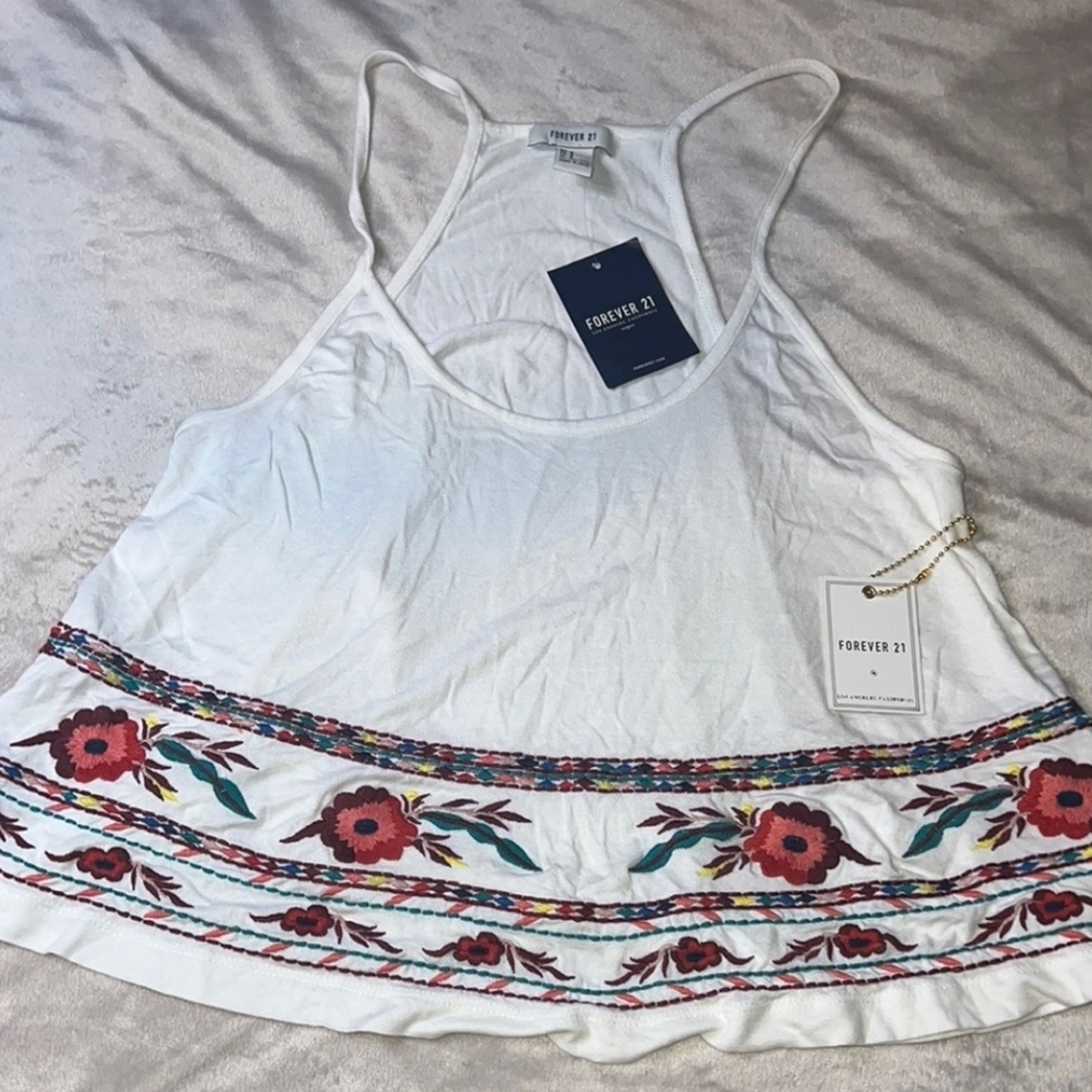 NWT Forever 21 White Floral Embroidered Camisole Small